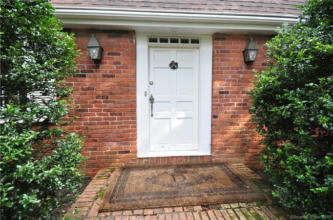 Building Photo - 43 Brookmoor Rd