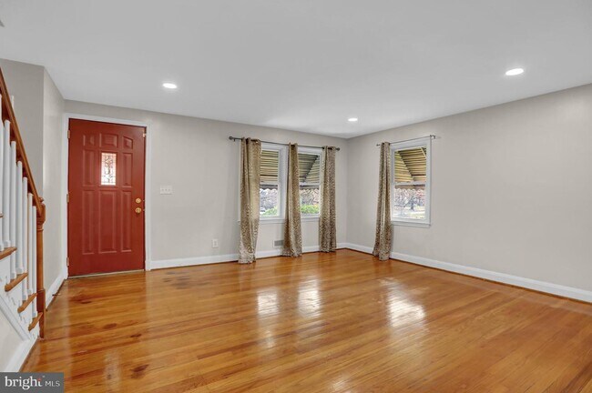 Foto del edificio - 3637 Erdman Ave