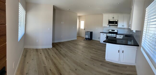 Foto del edificio - 1029 Oleander St