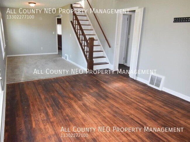 Building Photo - Beautiful and Spacious Cape Cod in Cuyahog...