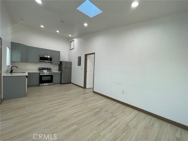 Building Photo - 751 Baylor Ave