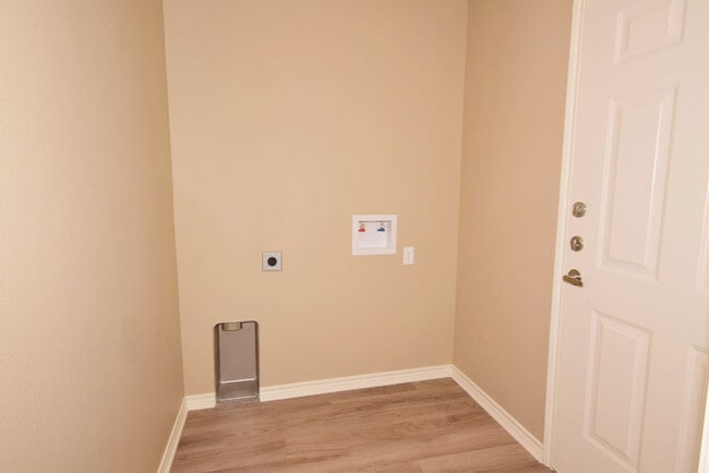 Interior de Lake Park Villages 9 - Lake Park Duplexes