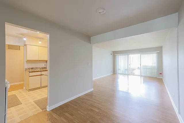 Building Photo - 5200 Carriage Way Dr