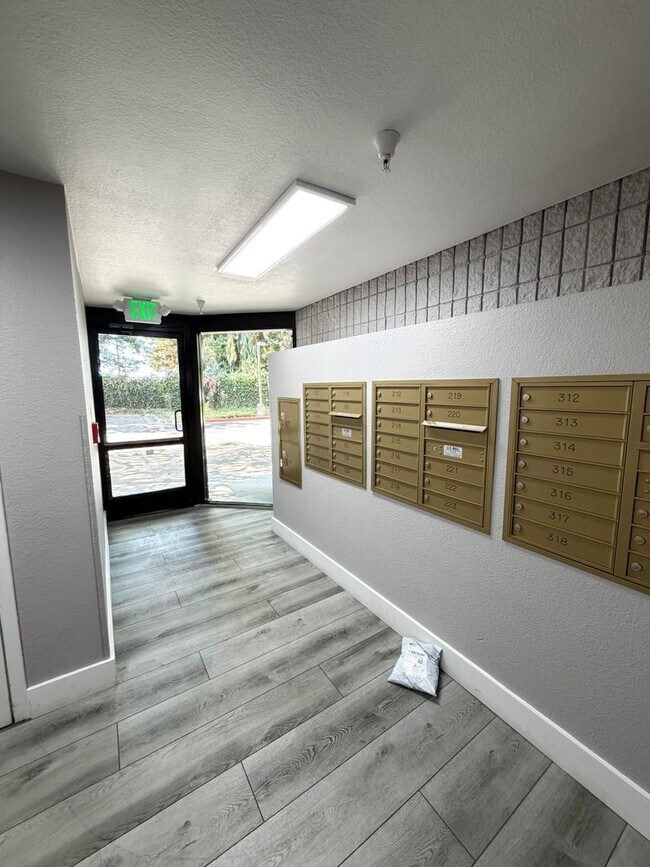 Photo - 25938 Kay Ave. Apt. #112