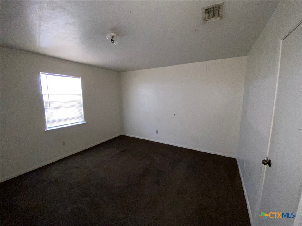 Building Photo - 1206 Urbantke Ct