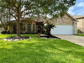 Building Photo - 3221 River Birch Dr