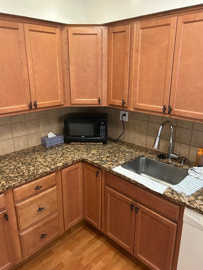 KITCHEN - 7 Rockford Rd