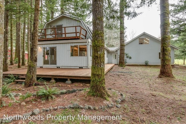 Building Photo - 38851 Wendling Rd