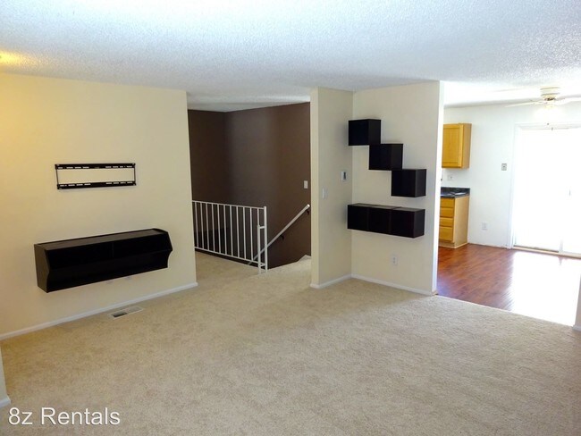 Building Photo - 3 br, 2 bath House - 1087 Lilac Street