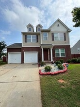 Building Photo - 1049 Ellis Pond Dr