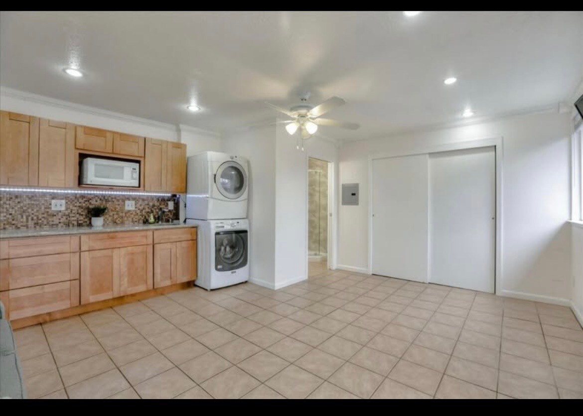Foto del edificio - 1621 Fairlawn Ave
