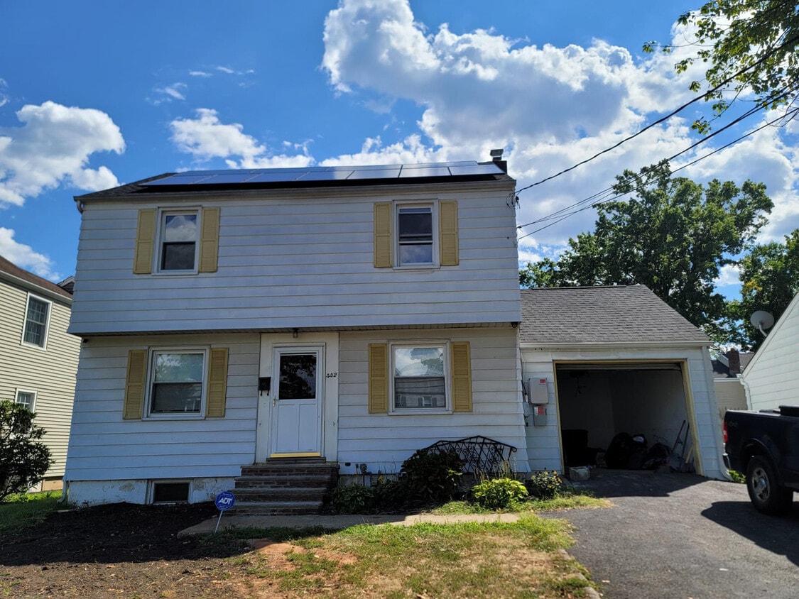 Primary Photo - 442 W Inman Ave