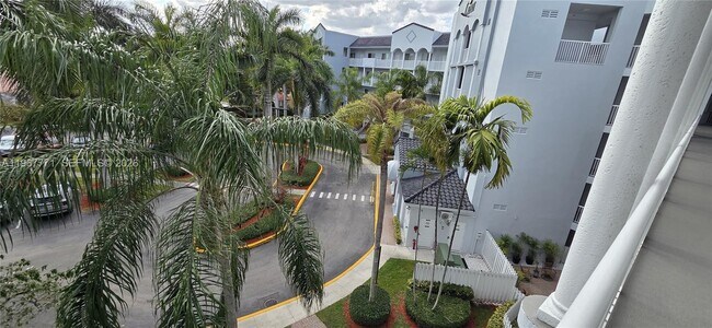 Foto del edificio - 10700 NW 66th St