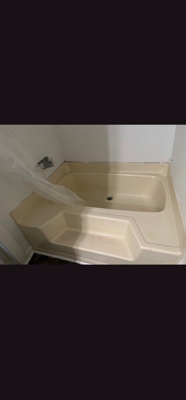 Foto del edificio - 581 Ila Rd