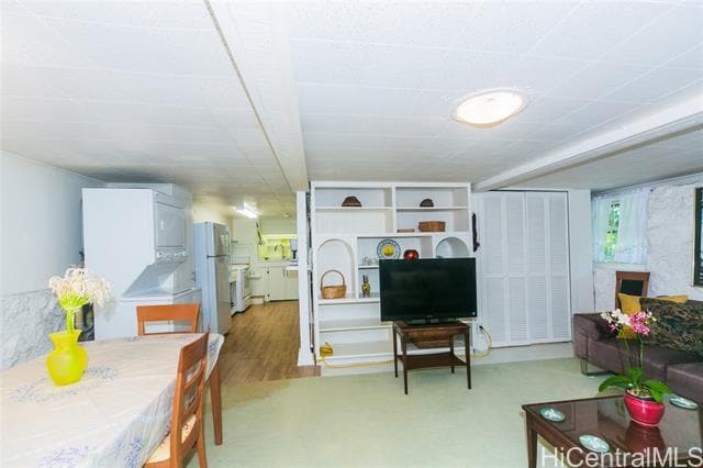 Building Photo - 2135 Haena Dr