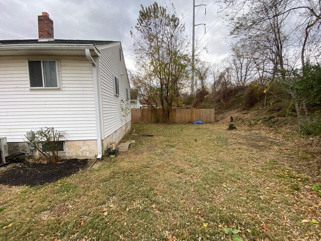 Building Photo - Renovated 3 Bed Single Family Ranch Home on Quite Cul De Sac