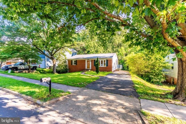 Building Photo - 13805 Fulmer Dr