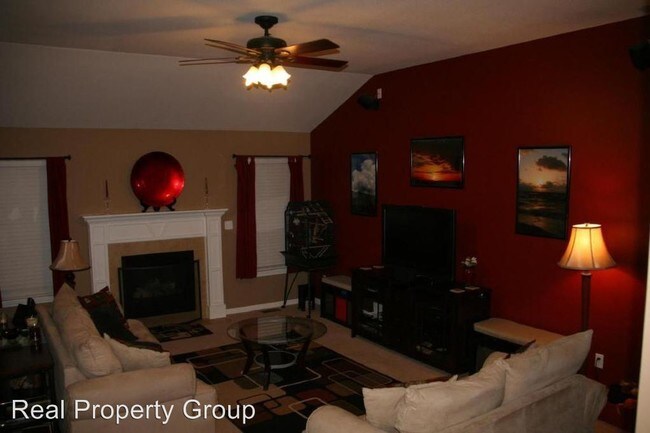 Building Photo - 4 br, 3 bath House - 2907 Woods Crossing Dr.