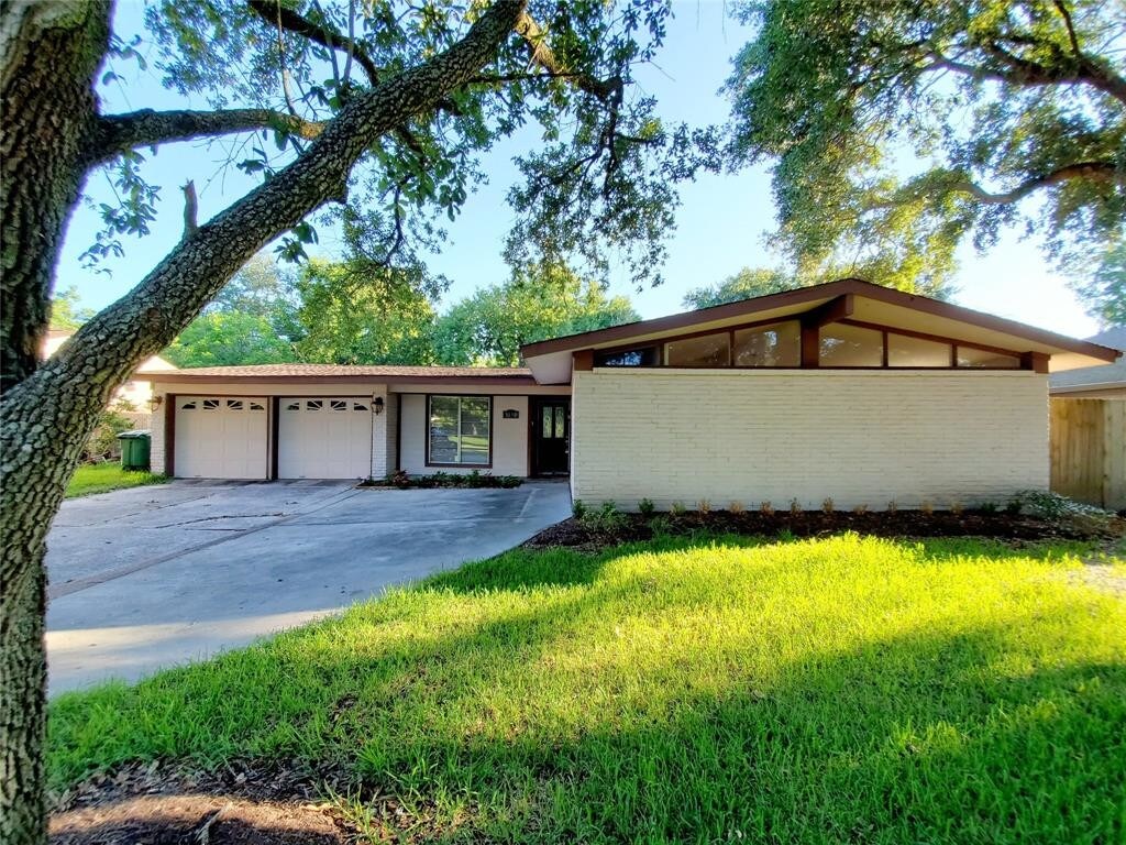Foto principal - 5810 W Bellfort Blvd
