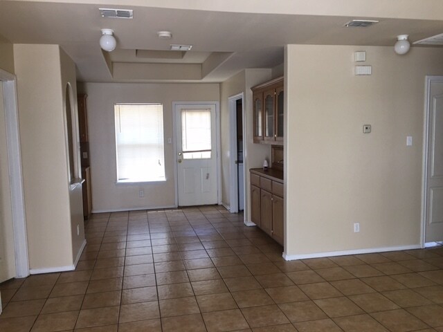 Foto del edificio - 819 N Cross Ln