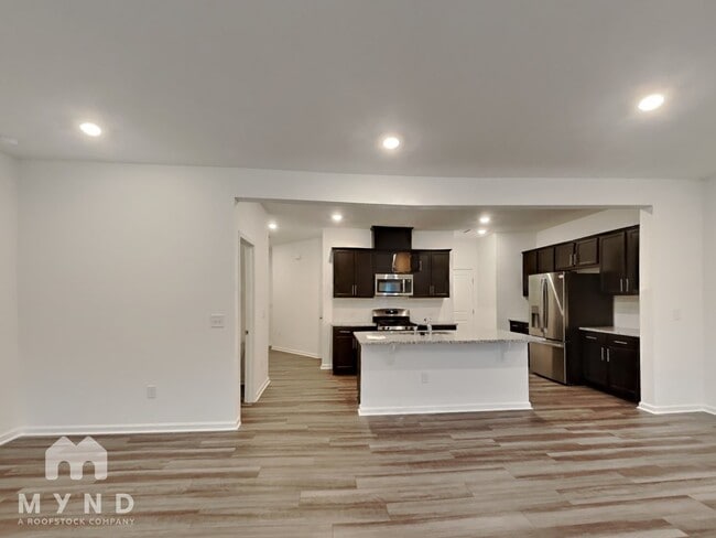 Building Photo - 1102 Constellation Cir