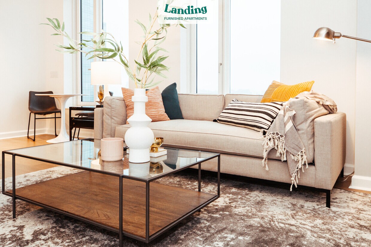Foto principal - 16395 Biscayne Blvd