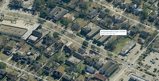 Building Photo - 2410 Southmore Blvd