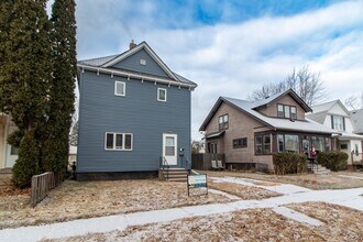 Building Photo - 1913 Lamborn Ave