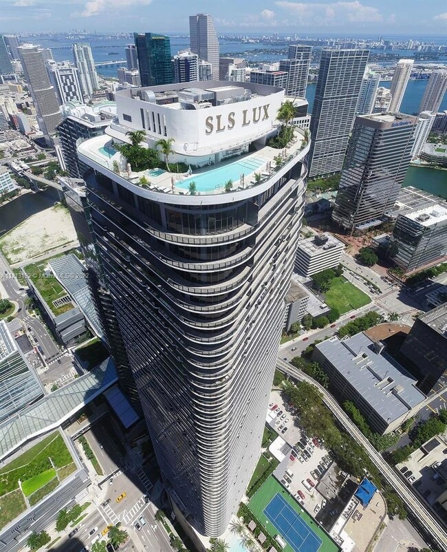 Foto del edificio - 801 S Miami Ave