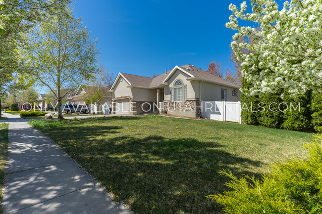Building Photo - 1138 S 600 W
