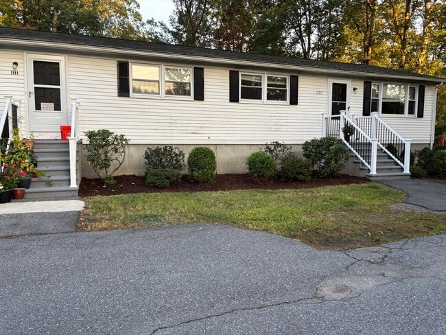 Foto del edificio - 1109 S Main St