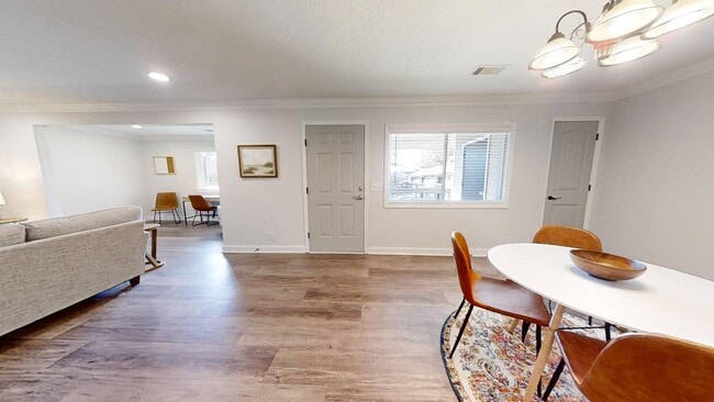 Building Photo - Vue-Dean