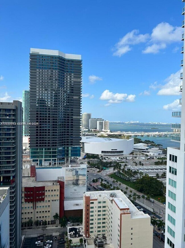 Foto del edificio - 253 NE 2nd St
