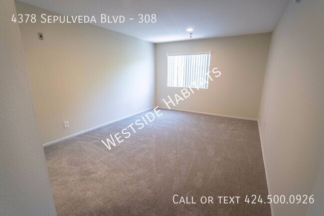 Building Photo - 4378 Sepulveda Blvd