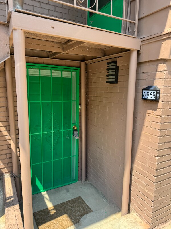 Building Photo - 695 Matilda Pl NW