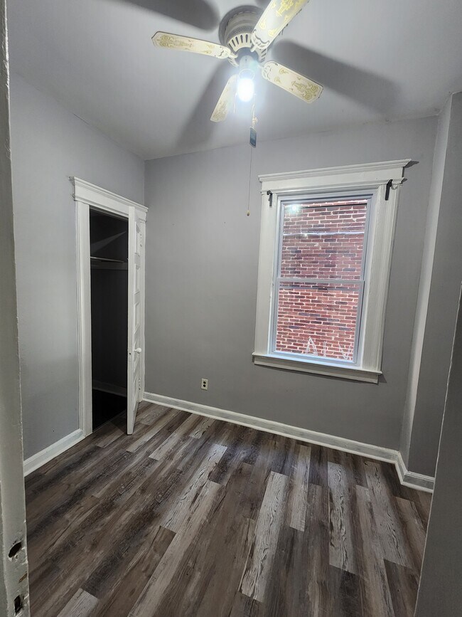 Building Photo - 58 Hillside Ave