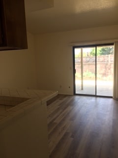 Building Photo - 88 Mariposa Dr
