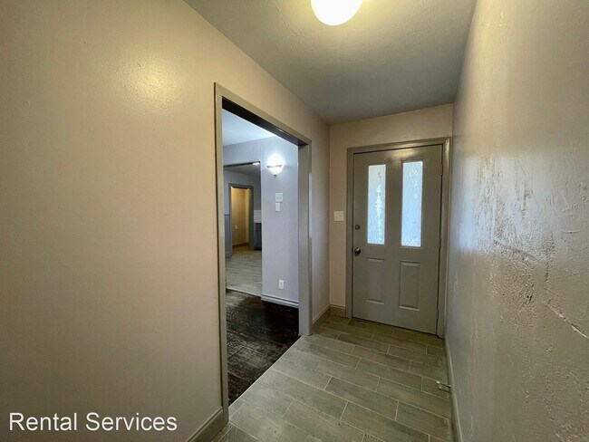 Building Photo - 3 br, 1 bath House - 4540 Beaumont Dr