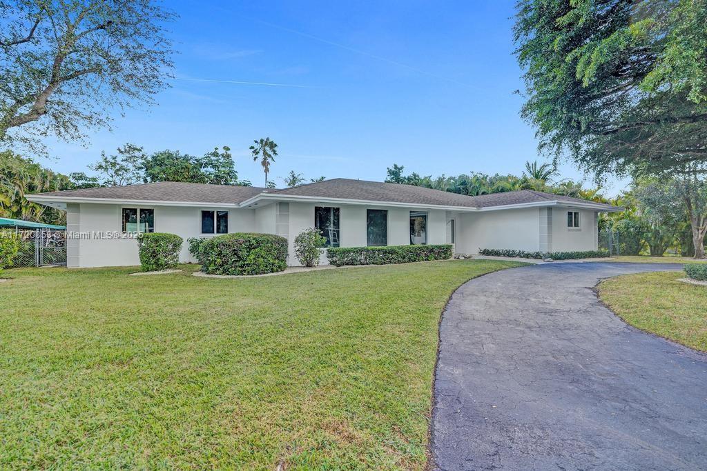 Foto principal - 13945 SW 74th Ave