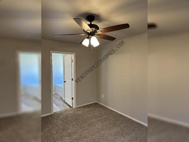Building Photo - 1057 Heritage Way
