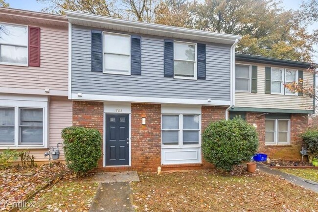 Building Photo - 1703 Napa Valley Ct SE