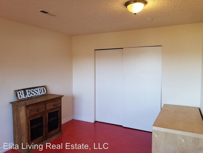 Foto del edificio - 2 br, 1 bath House - 8125 S 120TH ST #A