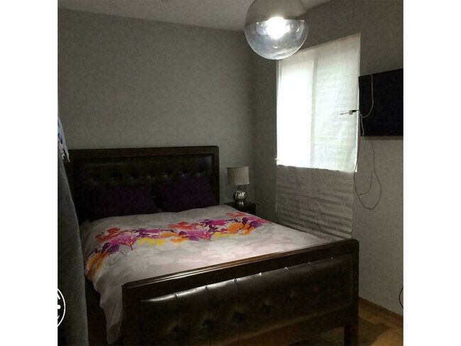 Building Photo - 84-40 Lefferts Blvd