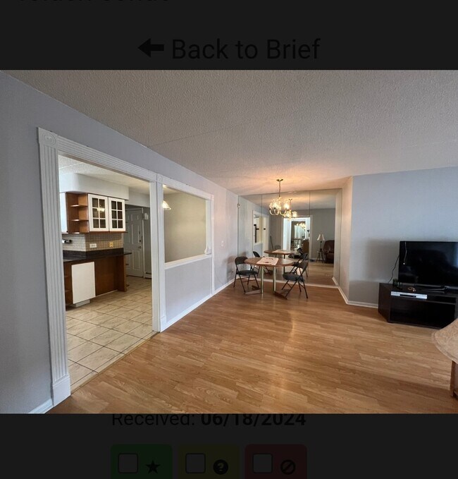 Foto del edificio - 6550 W Belmont Ave