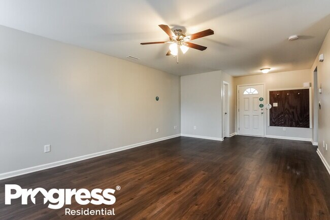Building Photo - 4027 Taylor Oaks Dr