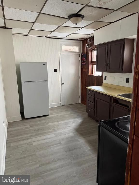 Building Photo - 449 S Mill St