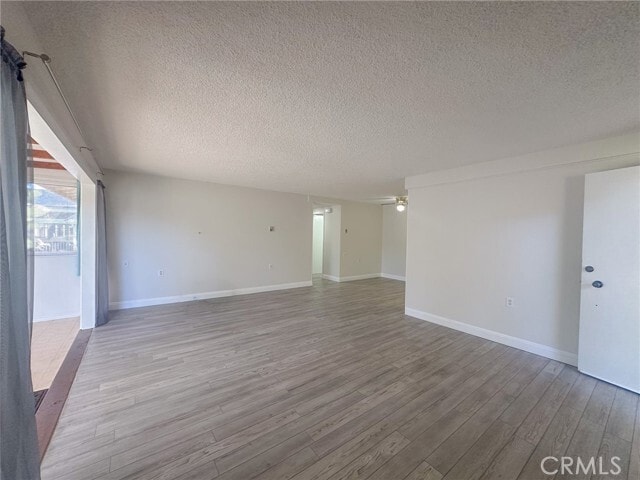 Foto del edificio - 353 Avenida Sevilla