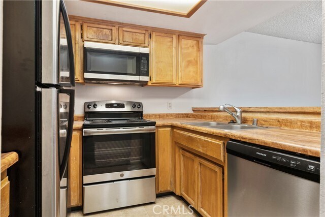 Foto del edificio - 3121 Spring St