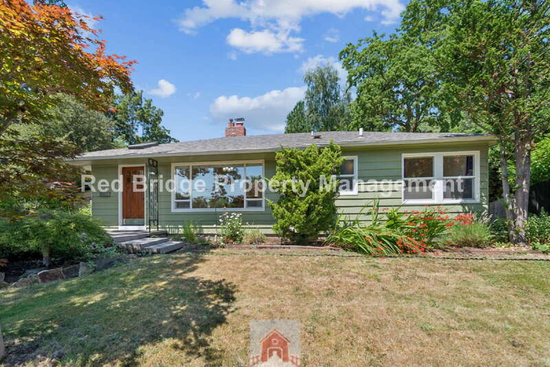 Foto principal - 5025 SW Illinois St
