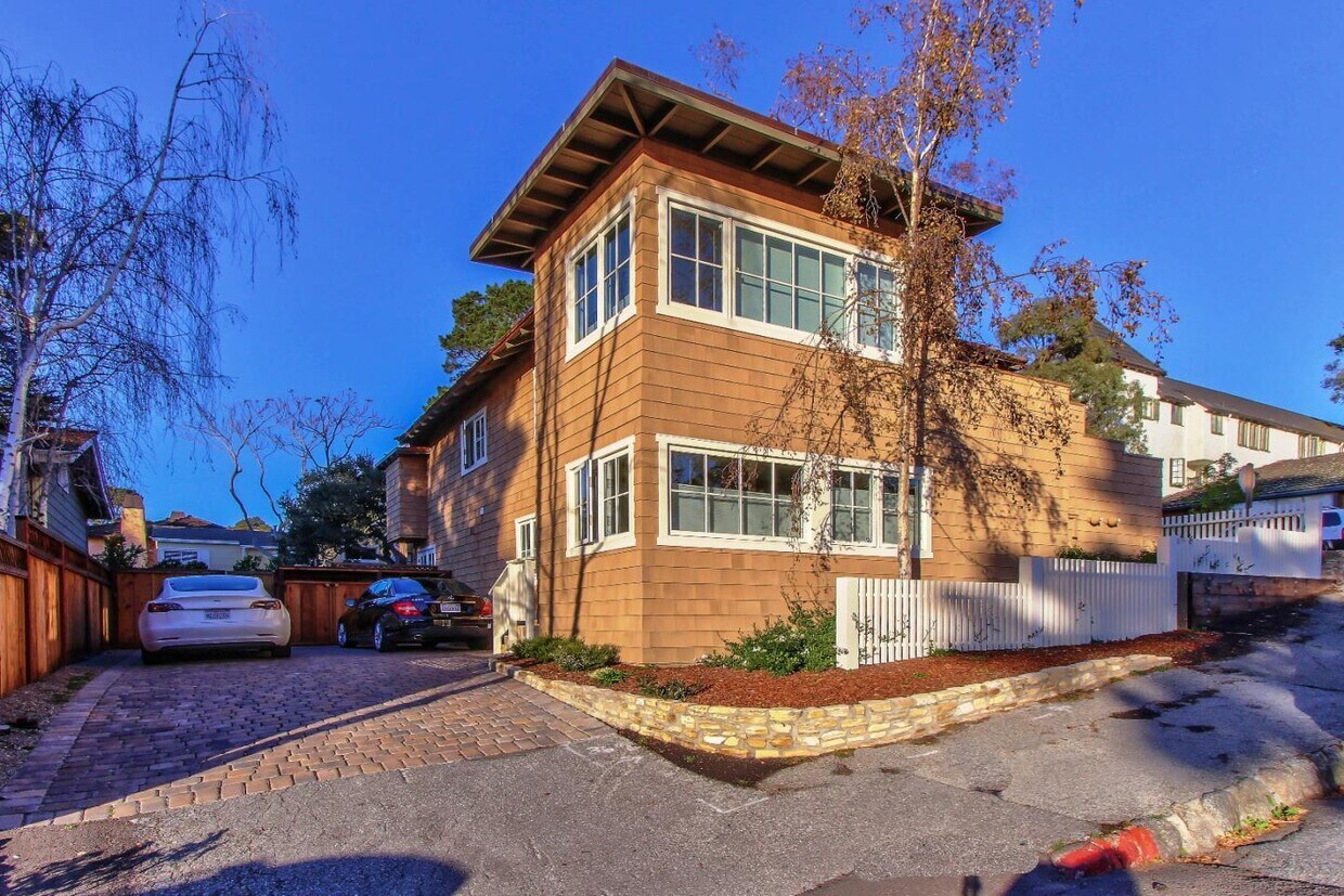 37623762 Monte Verde St, Carmel By The Sea, CA 93921 Condo for Rent